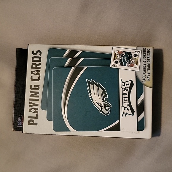 Philadelphia Eagles Playing Cards - Picture 1 of 2
